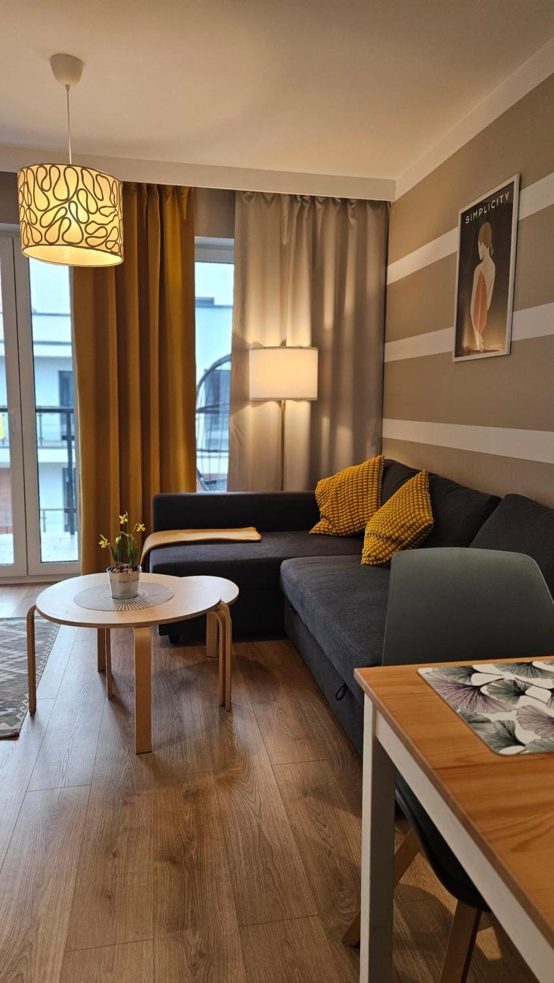 Апартаменти 2 Cozy And Quiet A29